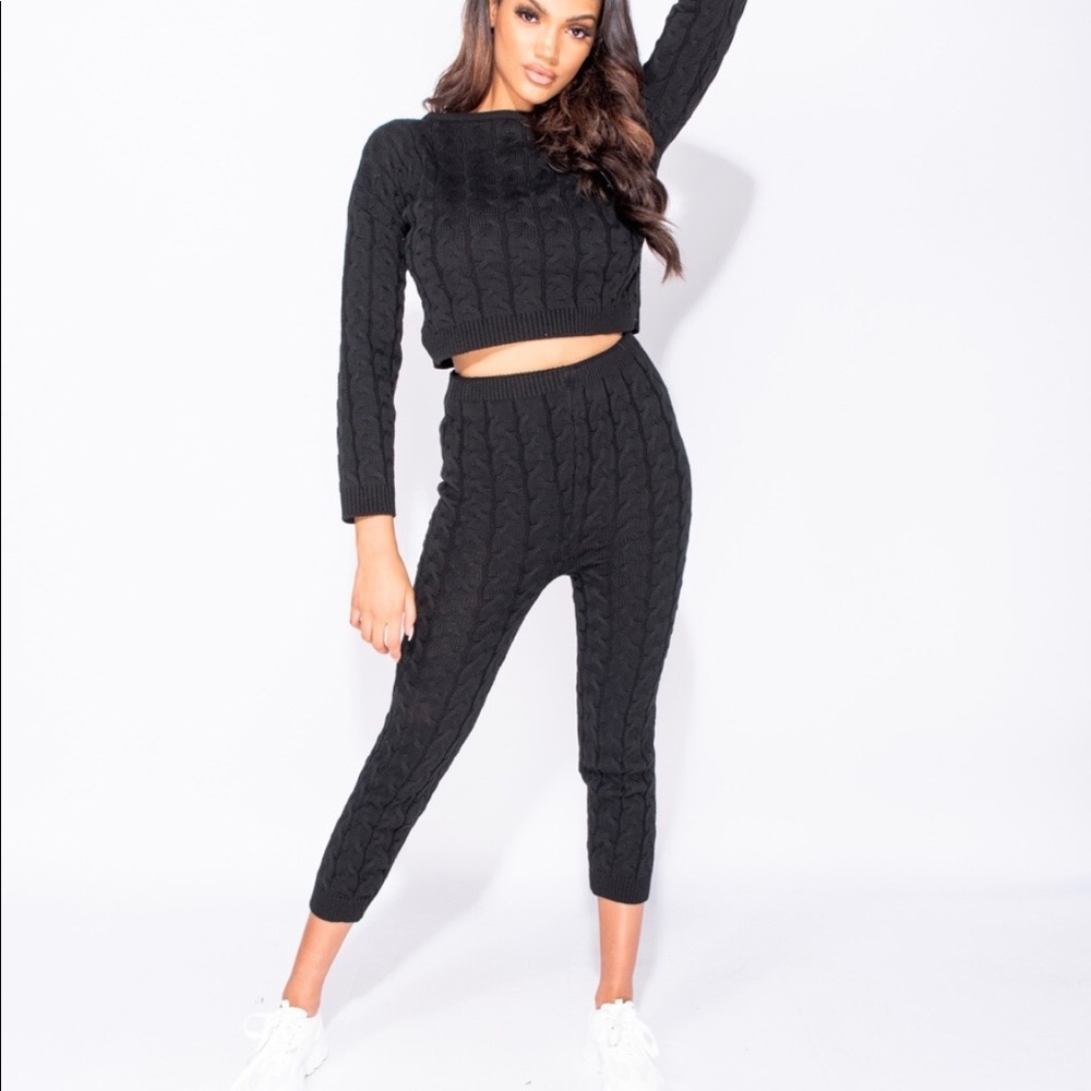 🔥🔥 Knitted Two Piece Set 🔥🔥 - Picture 2 of 8